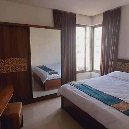 Furnished Apartments Near Mcdonald'S Al-Madina Al-Monawara St Amman Buitenkant foto